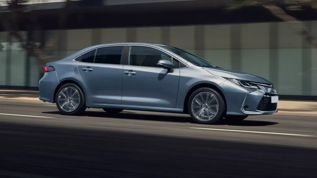 Від Corolla до Prius: які компактні авто визнали найнадійнішими