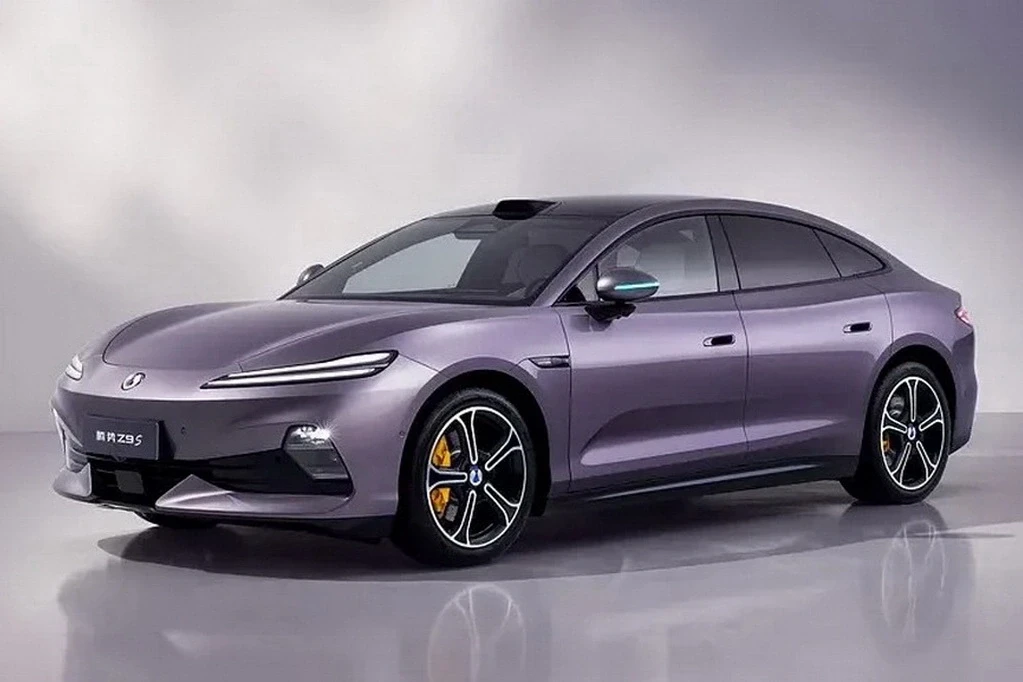 BYD представил рекордный электроседан Denza Z9S