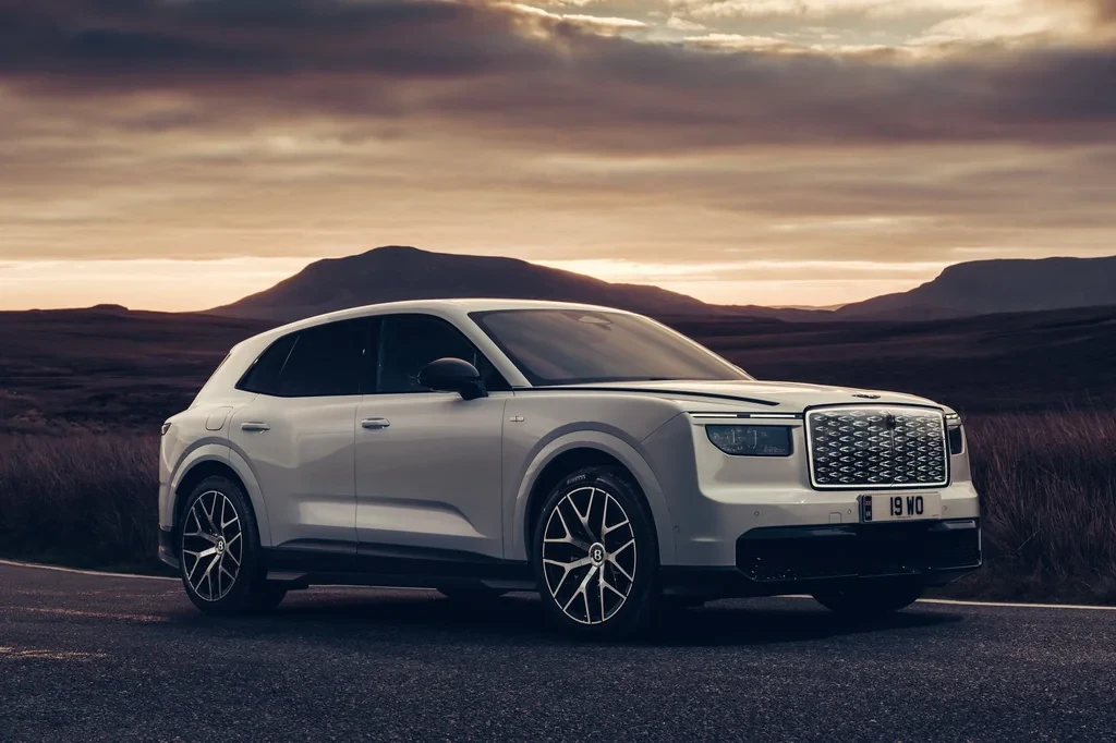Bentley представил специальную версию кроссовера Torcal