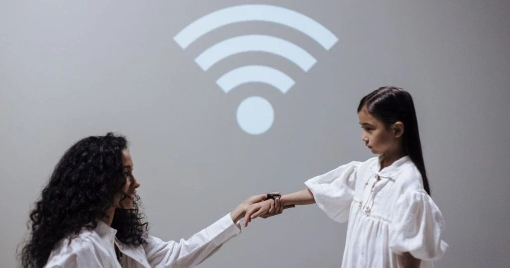 Wi-Fi починає працювати гірше саме ввечері: чому проблема може бути не у вашому роутері
