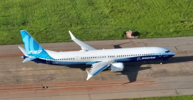 Boeing випустив найбільший літак сімейства 737 MAX: його чекали дев’ять років